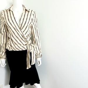 Chain Print Wrap Top